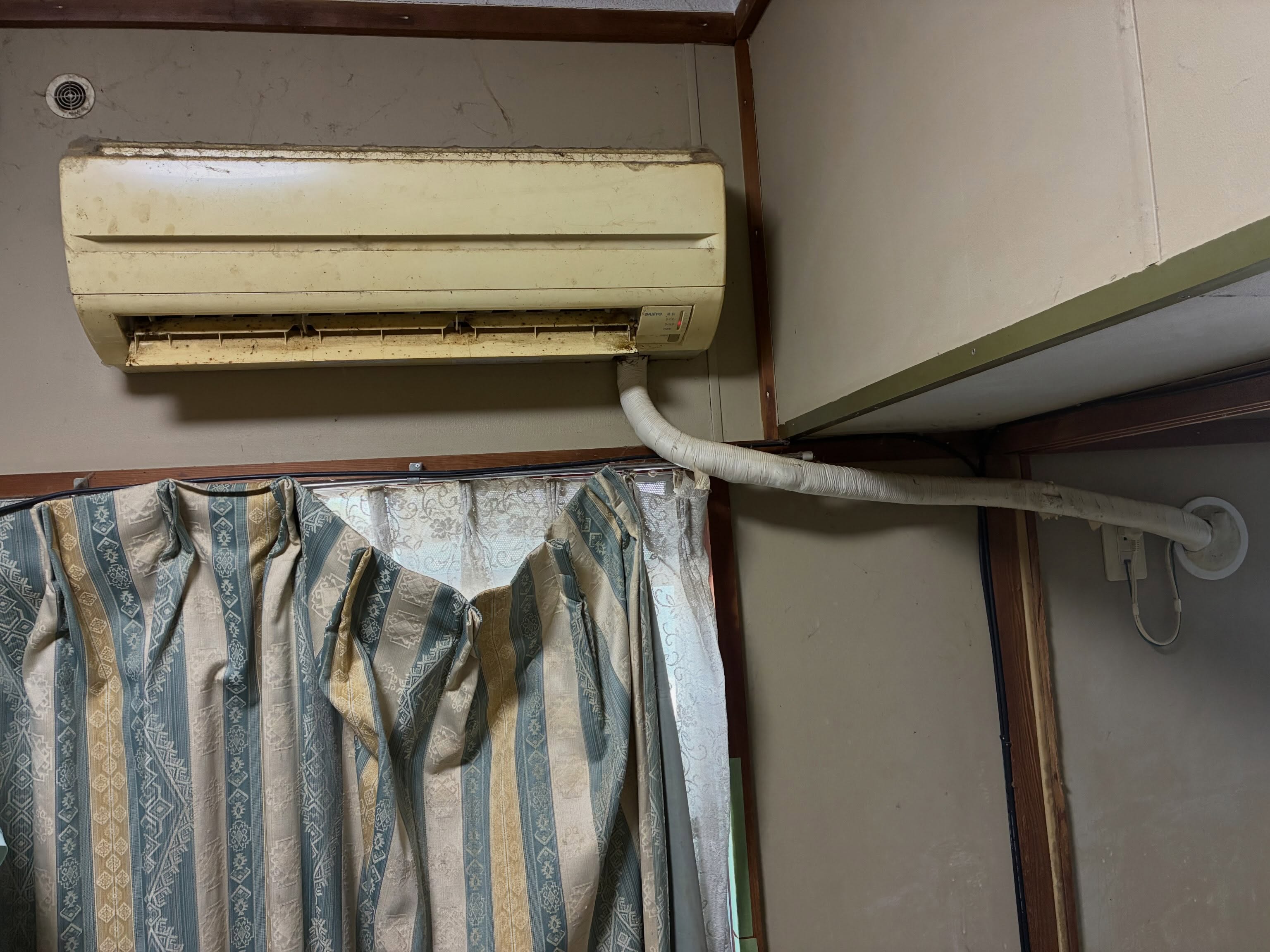 快適な住まいをお手伝いします🌟 暑さや寒さに負けないお部屋作り、私たちにお任せください
